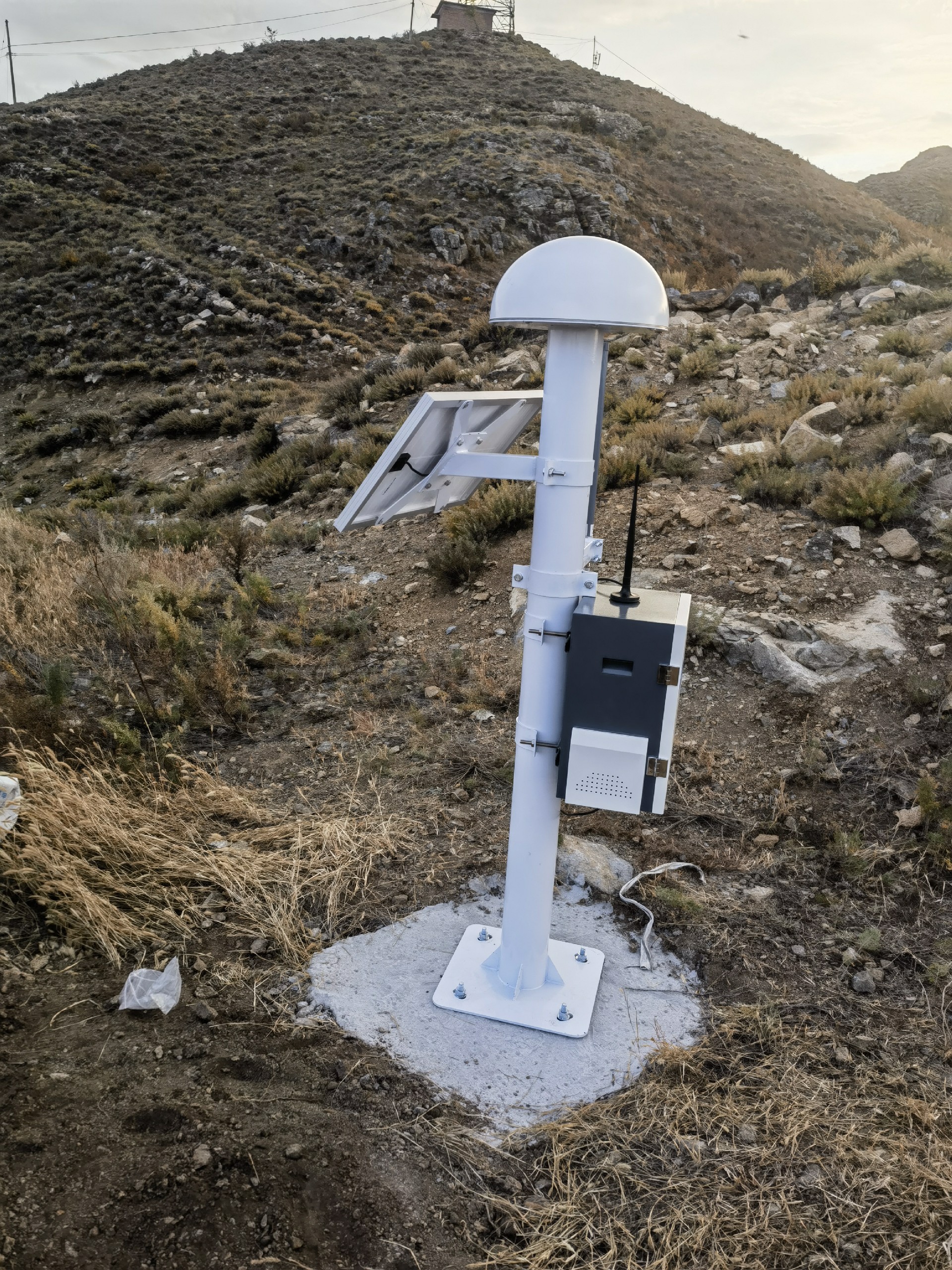 305 線林東至下伙房段公路工程位移監(jiān)測(cè)項(xiàng)目 (2).jpg